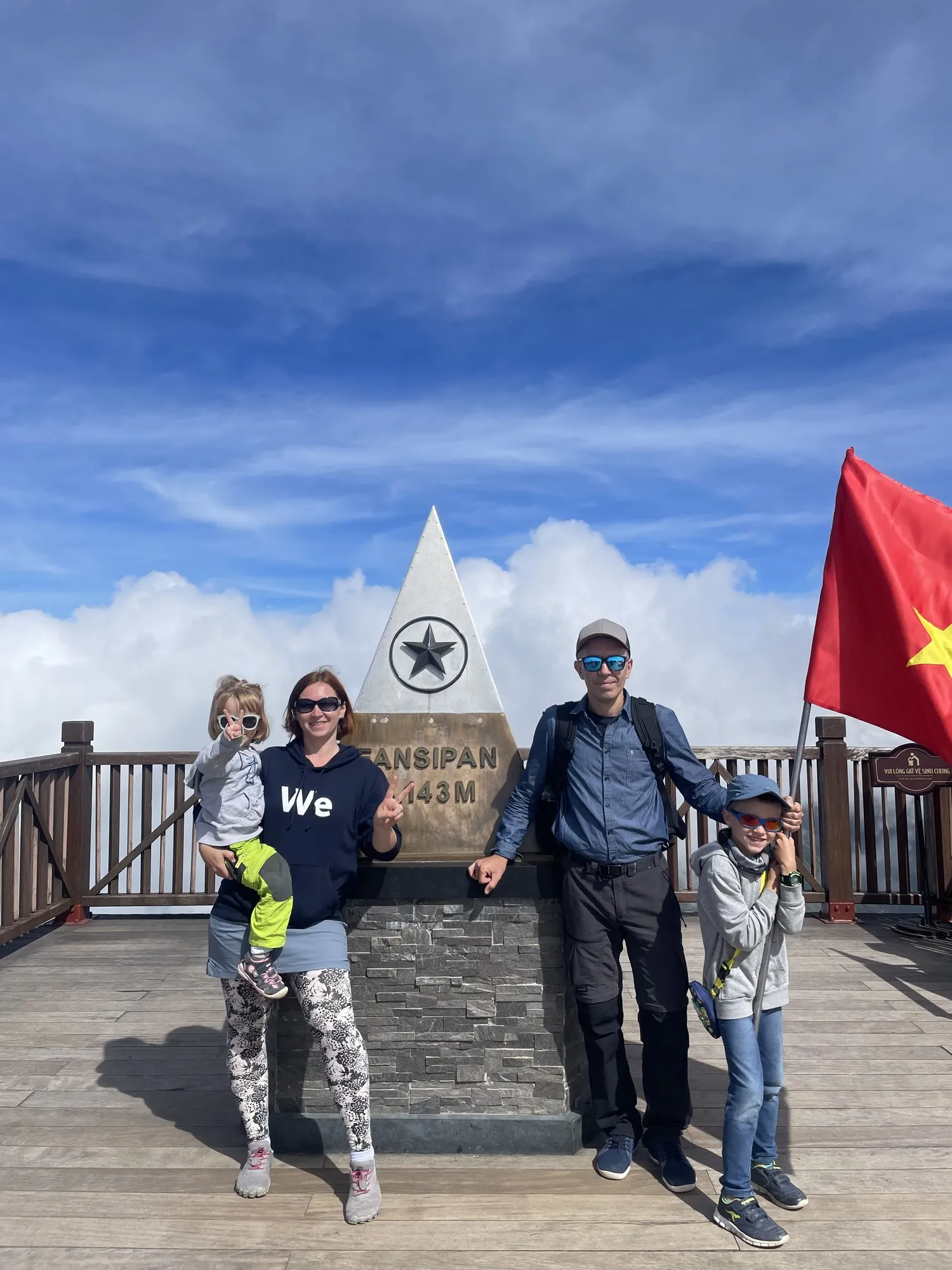 Fansipan, 3.143 m, Vietnam · 27.09.2022